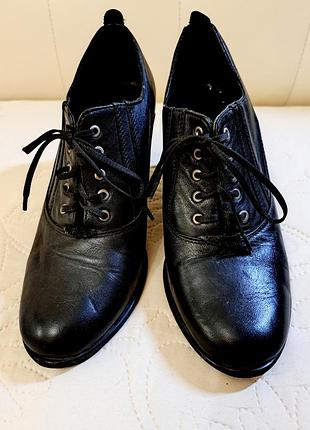 Туфлі ( короткі ботінки), черевики шкіряні ,демісезонні, жіночі. розмір 36