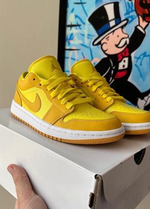 Nike jordan low кросівки