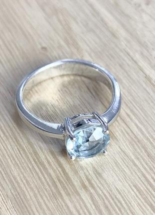 Серебряное кольцо с натуральным топазом3 фото