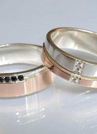 Пара обручальных колец из серебра с золотом