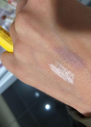 Kiko milano тіні-олівець beyond limits 12h long lasting eyeshadow 015 фото