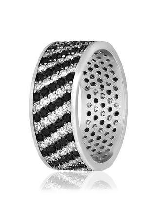 Серебряное кольцо с россыпью черно-белых фианитов