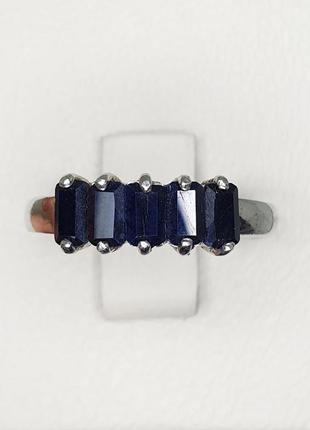 Кольцо серебряное с сапфиром 19 3,9 г