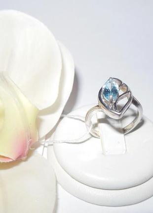 Серебряное кольцо с натуральным топазом1 фото