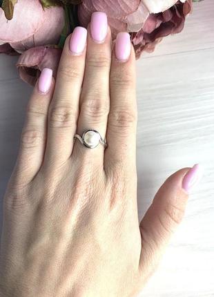 Серебряное кольцо с речным жемчугом2 фото