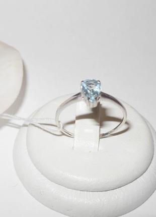 Серебряное кольцо с натуральным топазом2 фото