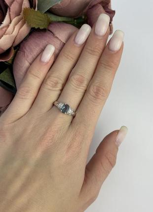 Серебряное кольцо с натуральным лондон топазом3 фото