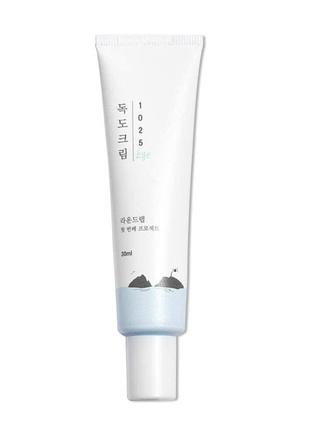 Увлажняющий крем для кожи вокруг глаз round lab 1025 dokdo eye cream 30 ml