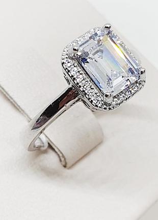 Кольцо серебряное с кубическим цирконием 16,5 3,81 г
