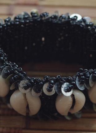 Бисерный браслет с ракушками каури 9шт ракушки каури индия