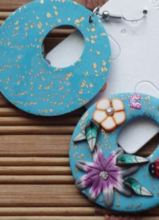 Серьги пластик - резина . цветы. индия