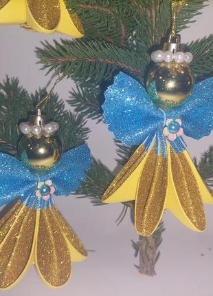 Іграшки на ялинкк