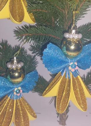 Іграшки на ялинкк