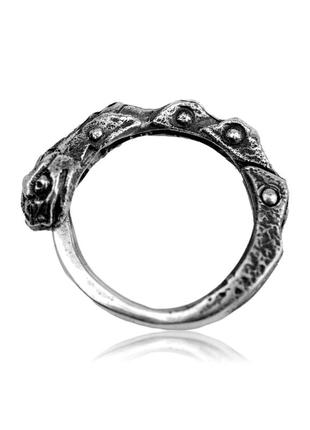 Маленька сережка уроборос срібло ручна робота