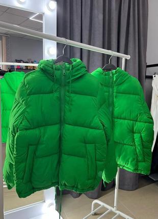 Яркие куртки h&amp;m зима