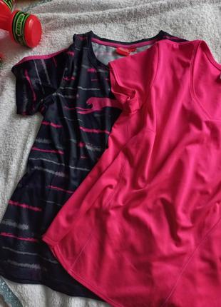 Спортивна футболка