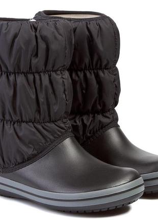 Зимние сапоги crocs. оригинал. новые. w8