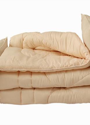 Одеяло с подушками набор  2 шт 70х70  и одеяло 145х215 см. из лебяжего пуха бежевое