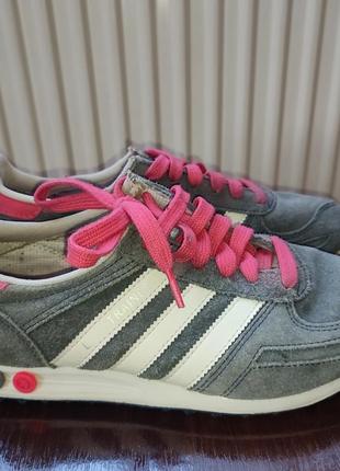 Кросівки adidas