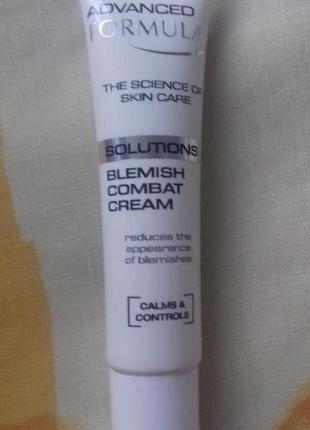 Гипоаллергенный крем для лица увлажняющий для сухой кожи зимний

marks & spencer