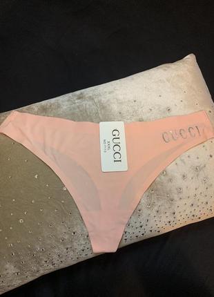 Бесшовные гладкие стринги с логотипом