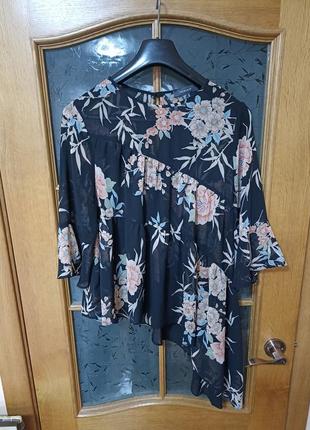 Ніжна блузв квітковий принт primark,p. 16