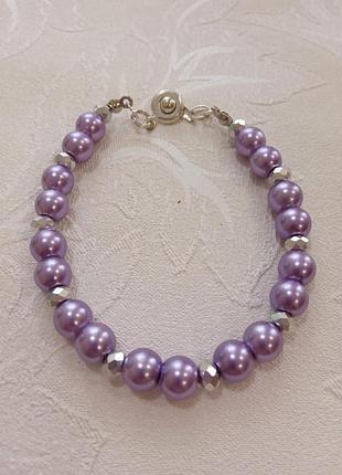 Браслет жіночий з якісних чешських намистин  бузкового кольору