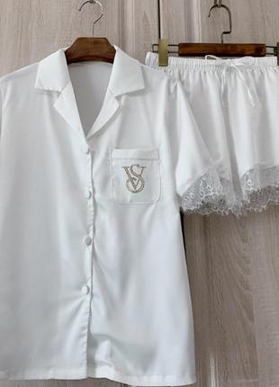 Пижама женская шелковая с кружевом victoria's secret. пижама женская однотонная vs, размер s (белая)