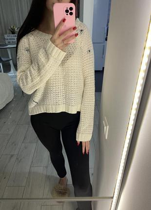 Свитер вязаный молочный 3