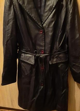 Жіночий плащ 9