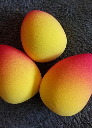 Яркие спонжи поштучно