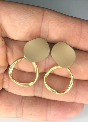 Стильні сережки біжутерія жіночі золото