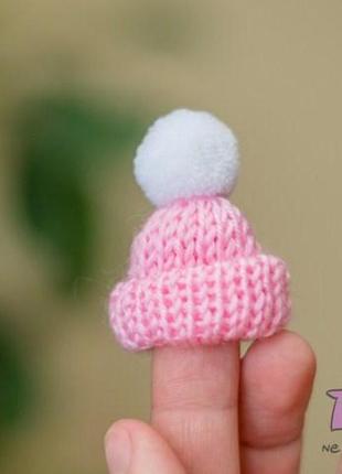 Брошь "розовая шапочка"