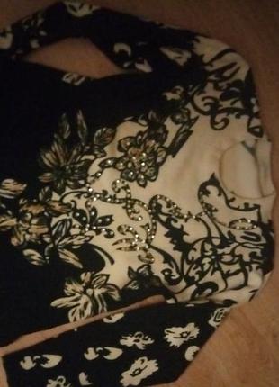 Кофточка з квітковим принтом 3