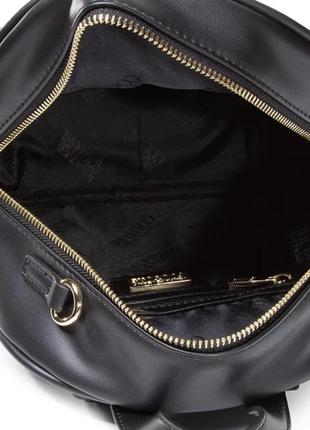 Яркий рюкзак versace jeans couture.
оригинал4 фото