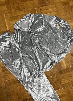 Велюрова піжама
