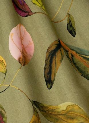 Декоративная ткань для портьер римских штор  покрывал испания разноцветные листья на бежево-зеленом фоне