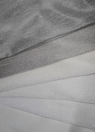 Однотонная текстурная тюль-сетка с легким блеском с утяжелителем для гостиной детской спальни  светло-серый3 фото
