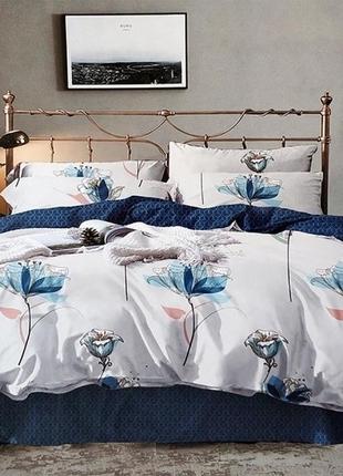 Семейный комплект постельного белья, украина, ткань сатин люкс, цветы, белый и синий с компаньоном1 фото