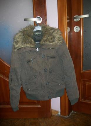 Куртка женская зимняя размер s цвет хаки