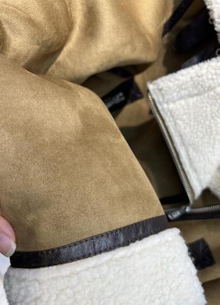 Укорочена куртка-дублянка zara