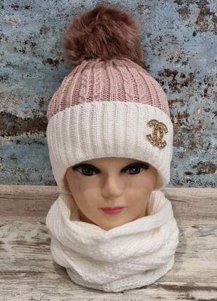 Зимова в'язана шапка на флісовій підкладці