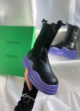 Утеплені жіночі шкіряні чорні з фіолетовим челсі bottega veneta🆕високі черевики5 фото