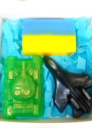 Набор мыла ручной работы. флаг, танк и истребитель