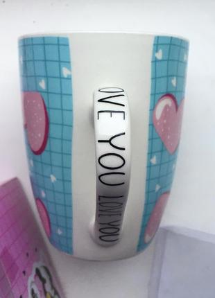 🐼 чашка кружка с ярким принтом рисунком пандой с сердечками сердечком в подарочной коробке упаковке на подарок2 фото