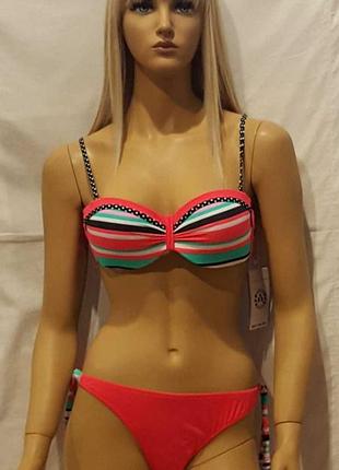 Алый женский купальник бандо лиф в ярких расцветках  размер  46 евро