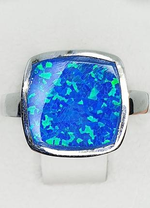 Кольцо серебряное с опалом 18 3,34 г