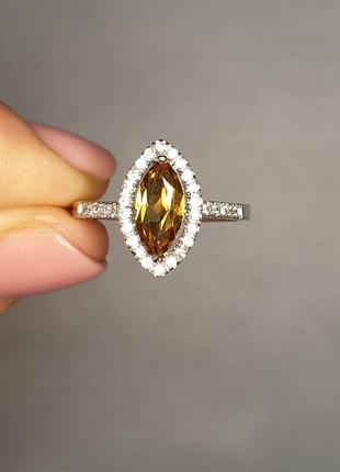 Кольцо серебряное с султанитом и фианитом 18 2,69 г