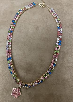 Прикраса на шию