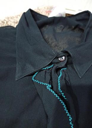 Чорна легка блуза з рюшами2 фото